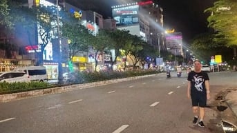 Bán lô đất vàng 431m² mặt tiền 18m Lê Đình Dương – Trung tâm Hải Châu