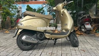 Xe Vespa Piaggo LX150