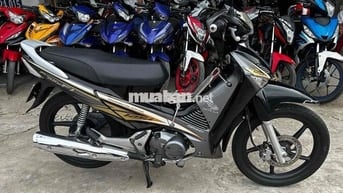 Future fi 2009 đen xám 17333 ( hỗ trợ góp )