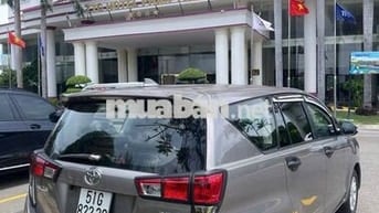 Toyota Innova 2017 2.0E - 176000 km