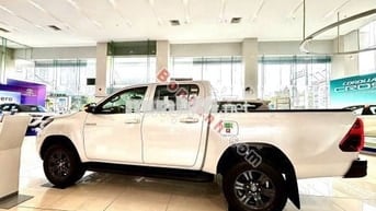 TOYOTA HILUX 2.4AT 4x2 - New 2025