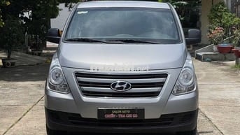 BÁN  HYUNDAI STAREX ĐỜI 2017, 6 CHỖ