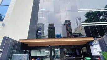 Cho thuê văn phòng nguyên sàn 99 Nguyễn Đình Chiểu, Q.3 - Giá Tốt