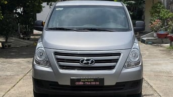 BÁN  HYUNDAI STAREX ĐỜI 2017, 6 CHỖ