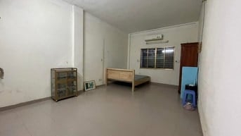 Căn hộ 30m2 1PN Chung cư 249 Trần Hưng Đạo, Quận 1.