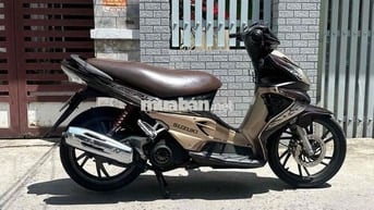 Hayate đẹp, máy êm thì thầm bao vọt biển SG