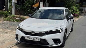 Honda Civic 2023 RS 1.5 AT - 21000 km siêu lướt