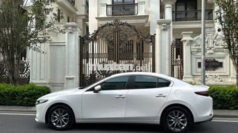 Mazda 3 2024 1.5L Luxury - 21999 km