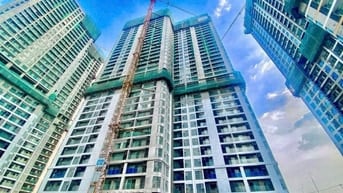 Căn 2 PN Opus One Vinhome Quận 9 view nội khu Tặng 500tr, xe VF3,