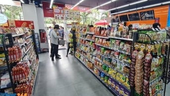 TUYỂN GẤP NHÂN VIÊN CỬA HÀNG TẠI KHU VỰC TP HCM 