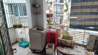 Bán Nhà Giá Rẻ Cách Mạng Tháng 8 5 Tầng 5 Phòng Ngủ Hẻm 3m