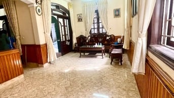 Chính chủ cho thuê nhà 60m2 x 3 tầng ngõ Hoàng Hoa Thám 10 tr/th