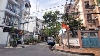 Biệt thự khu an ninh, 2 mặt tiền, Phú Thuận, 486m² sàn, giá tốt
