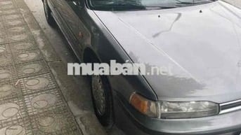 Honda Accord 1993 2.0 MT - 200000 km