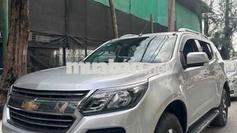 Chevrolet Colorado 2018 LT 2.5 MT 4WD - 100000 km
