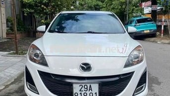 Mazda 3 2016 1.5 AT - 130000 km