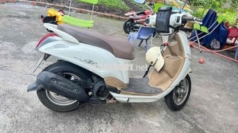 xe đẹp máy êm bảo dưỡng thường xuyên dán keo full