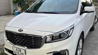 Kia Sedona 2021 2.2 DAT DELUXE - 40000 km