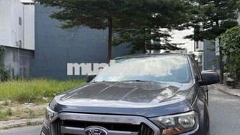 Ford Ranger 2016 giá rẻ ngang 2015 fom cũ