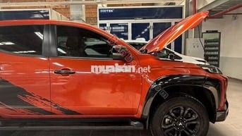 Bán Mitsubishi Triton Athlete 4x2 AT – Màu cam