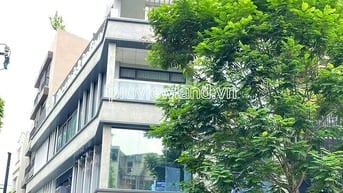 Bán nhà mặt tiền Lê Văn Sỹ, Quận 3, 151m², đang cho thuê 230 triệu/th