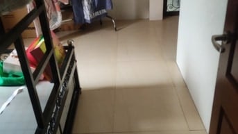 Gia đình đi định cư cần bán -83/131 Năm Châu, Phường 11, Quận Tân Bình