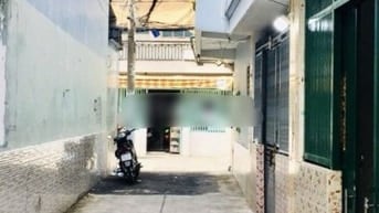 Cho thuê nhà hẻm 3m(BG) Âu Dương Lân, P.2, Q.8 giá 11tr 