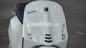 Vespa Sprint 125 2022 Trắng Đen Chính chủ
