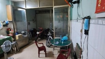 Cho thuê mặt bằng mặt tiền Nguyễn Thị Nhỏ, P.2, Q.6 giá 7.5tr