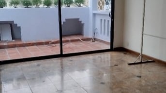 Nhà mặt tiền đường hẻm 8m  kế bên nhà ga T3 