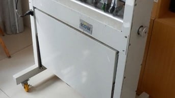 Máy cắt decal 1 hàng dao, Máy Cắt Demi Decal