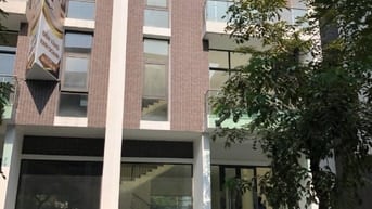 Cho thuê biệt thự Imperia Nguyển Tuân: 200m2, 1 hầm, 4 tầng