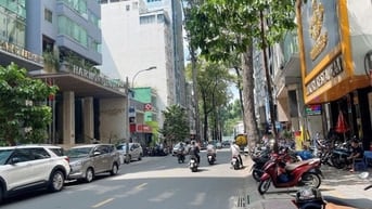 Bán nhà mặt tiền Bùi Thị Xuân, Bến Thành, Q1. Cách chợ Bến Thành 1km