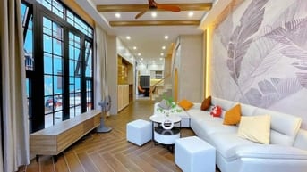 ĐI MỸ ĐỊNH CƯ BÁN NHANH NHÀ NGAY ĐẶNG THÙY TRÂM GIÁ 2 TỶ 850 SHR
