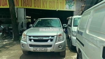 Isuzu Dmax 2011 - 200000 km