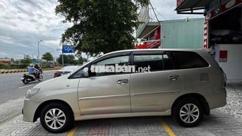 Toyota Innova cuối 2014 số sàn