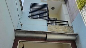 ĐI XUẤT CẢNH CẦN BÁN NHÀ MẶT TIỀN ĐƯỜNG 8M