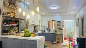 Ban biêt thu Nguyễn Ư Dĩ, Thảo Điền Q2
-  DTCN 158m2- XD 3 LẦU  Giá
