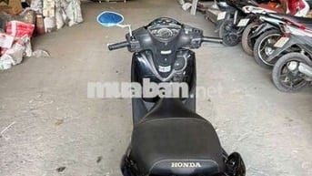 Em cần bán chiếc sh ý