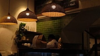 CẦN TUYỂN GẤP VÀI BẠN PHỤ BÁN CÀ PHÊ - ĐỒ UỐNG 