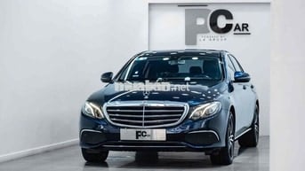 Mercedes E200 2016 - Xanh Cavansite - Nâu Giá Tốt