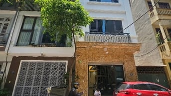 Bán PL Ngõ 28 Xuân La, 60m2, Vỉa Hè, Nhiều Cây Xanh, 5 Tầng, Nhà đẹp
