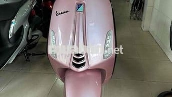 piaggio mua 2023 chạy 7 ngàn km mới 99% zin 100%