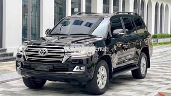 Toyota Land Cruiser 2014 VX 4.6 V8 - 63000 km