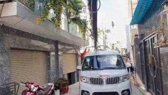 Bán Gấp Nhà Hẻm Oto Bùi Văn Ba, Quận 7, DT 36m2, 4 Tầng, 7PN, Sổ Đỏ,