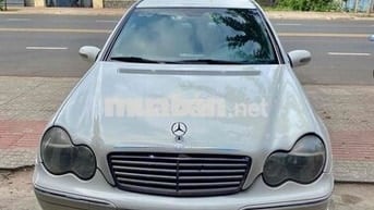 Mercedes Benz C Class 2001 C200K AT - 1000 km