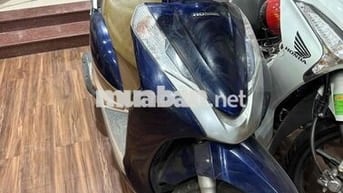Xe Lead 2016 màu xanh