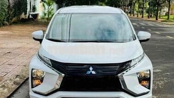 Cần bán xe gia đình 7 chổ