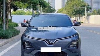 VinFast VF6 2024 mua đứt pin đã vào 50t phu kiện