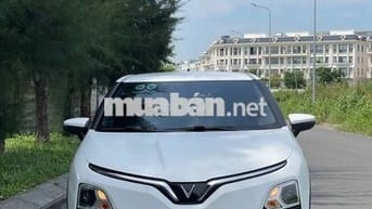 VinFast VF5 2024 S màu trắng gia đình dùng 2v km